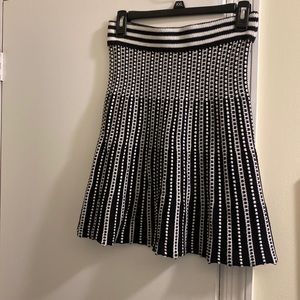 XS Catherine Malandrino Sweater Skirt.